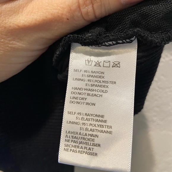 Urban Outfitters Black Ribbed Cutout Crop Tank size XS - Picture 8 of 10